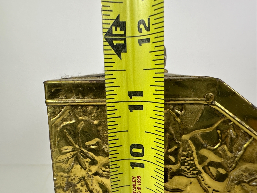 Vintage Repousse Brass Magazine Rack 14.5W X 6D X 12H [Photo 7]