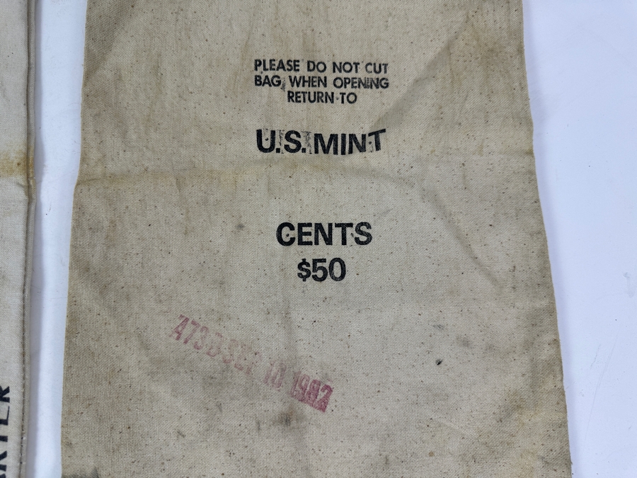 Just Added - Vintage 1978 U.S Mint Quarter Dollar $1000 Cloth Money Bag & Cents $50 Money Bag [Photo 3]