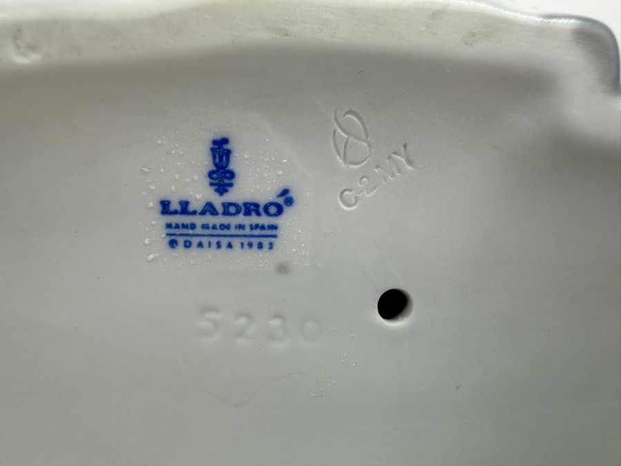 Vintage Lladro Graceful Swan Figurine 5230 9W X 8.5H [Photo 6]