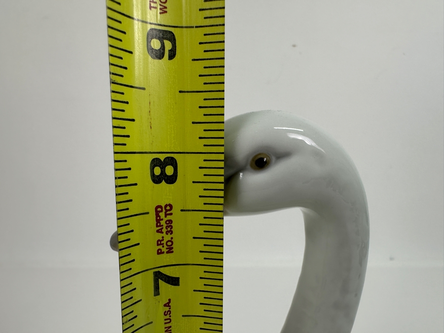 Vintage Lladro Graceful Swan Figurine 5230 9W X 8.5H [Photo 7]