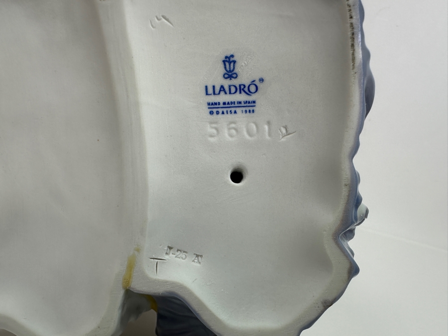 Vintage Lladro Ole' Flamenco Couple Figurine 01005601 11H Retails $860 [Photo 14]