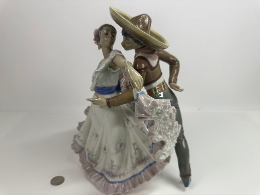 Vintage Lladro Mexican Dancers Gloss Figurine 01005415 12H Retails $2,000 [Photo 10]