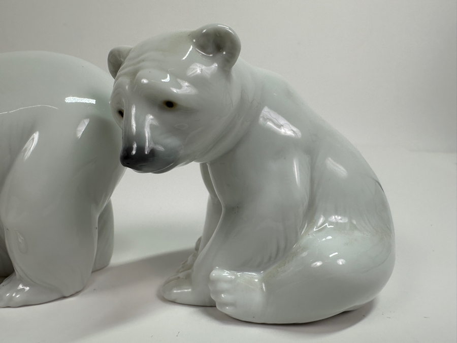 (3) Vintage Lladro Polar Bear Figurines: Sitting, Resting & Attentive [Photo 5]