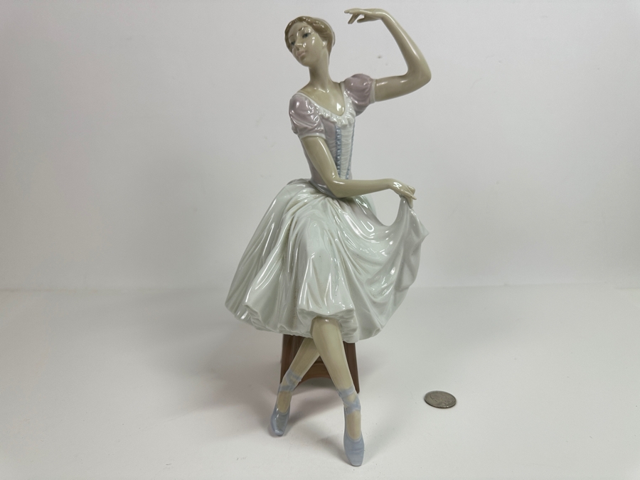 Vintage Lladro Weary Ballerina 5275 Porcelain Figurine 12H Retails $200 [Photo 2]
