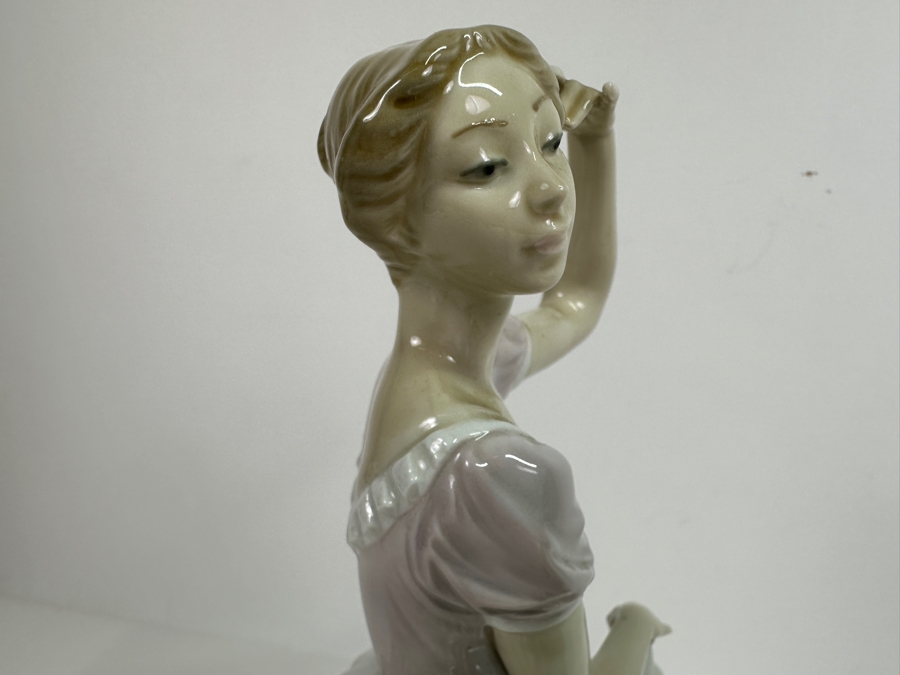Vintage Lladro Weary Ballerina 5275 Porcelain Figurine 12H Retails $200 [Photo 8]
