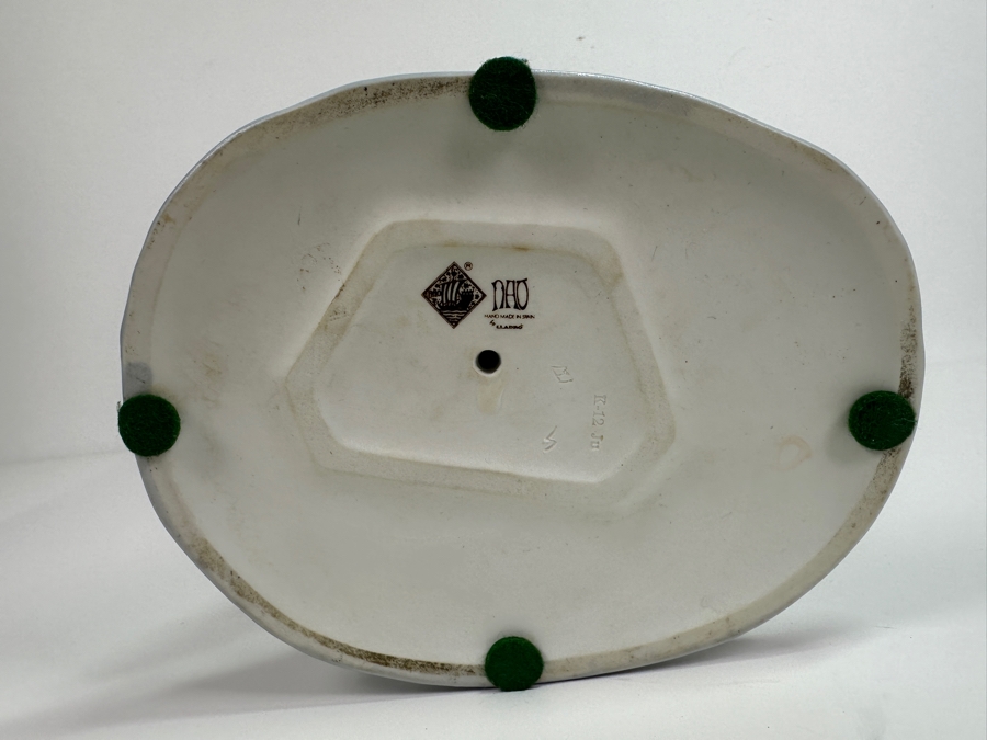 Vintage Nao Lladro Dancing On A Cloud Porcelain Figurine 12.5'H Retails $400 [Photo 8]