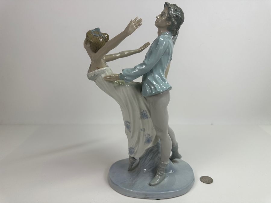 Vintage Nao Lladro Dancing On A Cloud Porcelain Figurine 12.5'H Retails $400 [Photo 5]