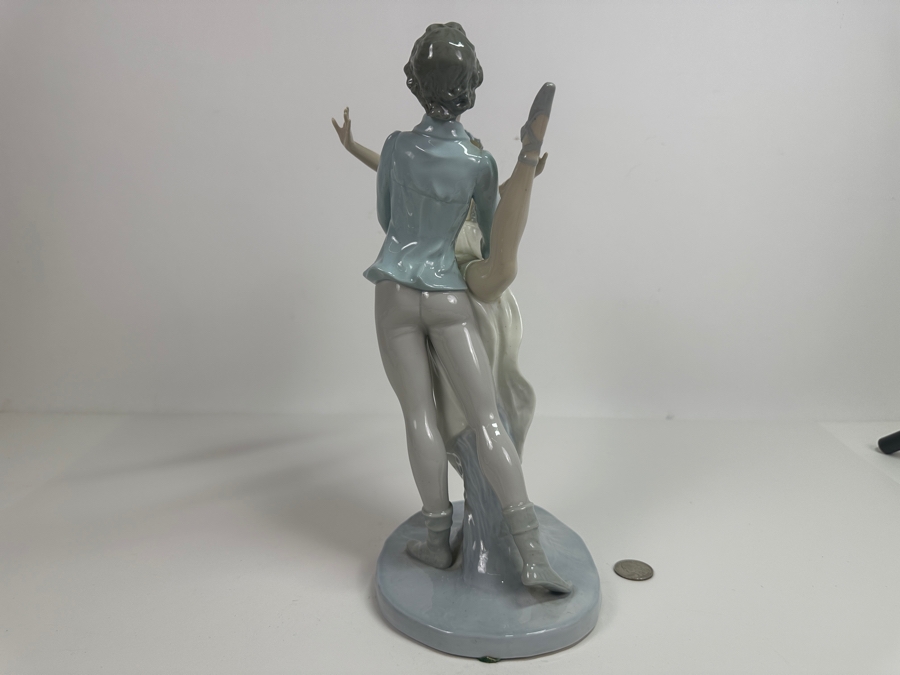 Vintage Nao Lladro Dancing On A Cloud Porcelain Figurine 12.5'H Retails $400 [Photo 7]