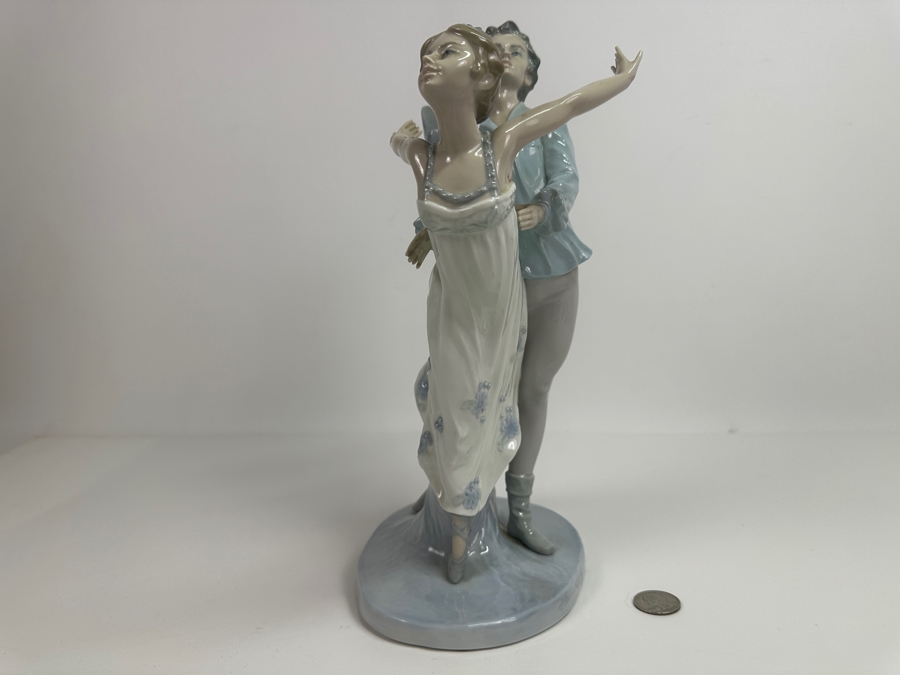 Vintage Nao Lladro Dancing On A Cloud Porcelain Figurine 12.5'H Retails $400 [Photo 4]