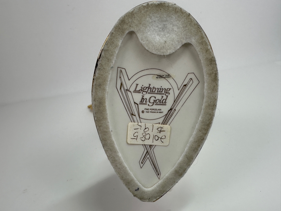 Franklin Mint Lightning In Gold Fine Porcelain Figurine 11.5H Retails $150 [Photo 9]