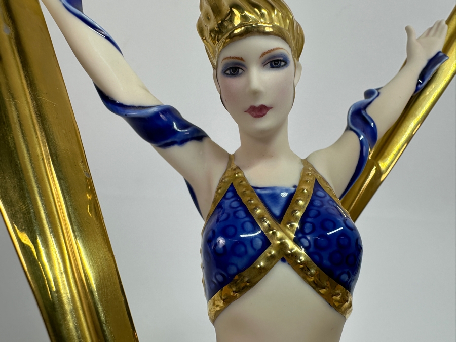 Franklin Mint Lightning In Gold Fine Porcelain Figurine 11.5H Retails $150 [Photo 5]