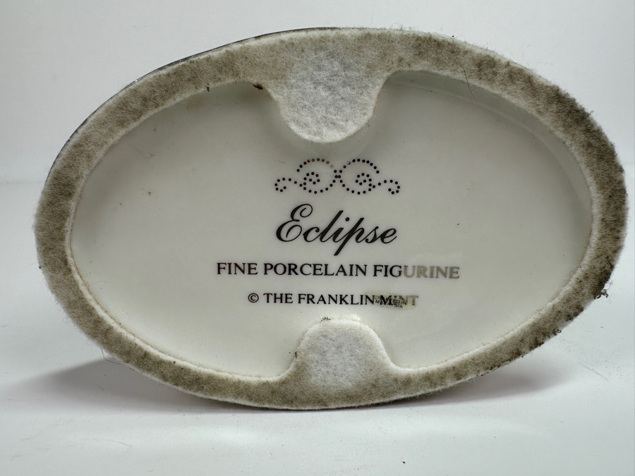 Franklin Mint Eclipse Fine Porcelain Figurine 12H Retails $150 [Photo 7]