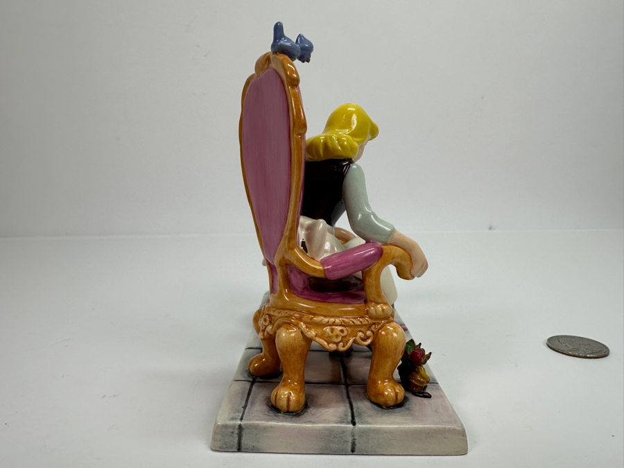 Rare Limited Edition Vintage Walt Disney Showcase Collection By Royal Doulton Cinderella 'It's A Perfect Fit' CN7 Porcelain Figurine Numbered 813 Of 5,000 6W X 5H [Photo 5]