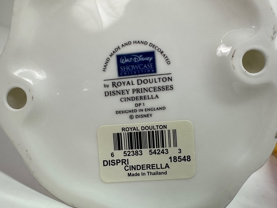 Rare Vintage Walt Disney Showcase Collection By Royal Doulton Disney Princesses Cinderella DP 1 And Sleeping Beauty DP 2 Porcelain Figurines 7.5H [Photo 5]