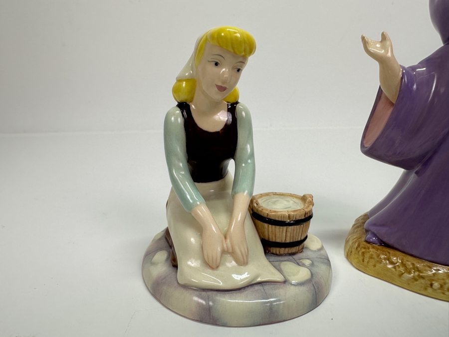 Rare Vintage Walt Disney Showcase Collection By Royal Doulton Cinderella With A Wave Of Her Magic Wand CN4 And Cinderella They Can't Stop Me From Dreaming CN 5 Porcelain Figurines 4.5H [Photo 2]