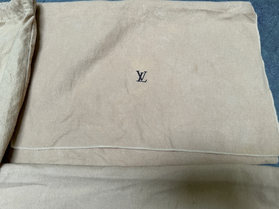 Just Added - Eight Authentic Louis Vuitton Dust Bags [Photo 5]