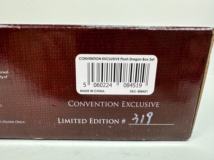 Just Added - Game Of Thrones Convention Exclusive Plush Dragon Box Set Limited Edition 319 11W X 3.5D X 4.5H [Photo 9]