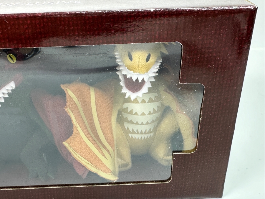 Just Added - Game Of Thrones Convention Exclusive Plush Dragon Box Set Limited Edition 319 11W X 3.5D X 4.5H [Photo 5]