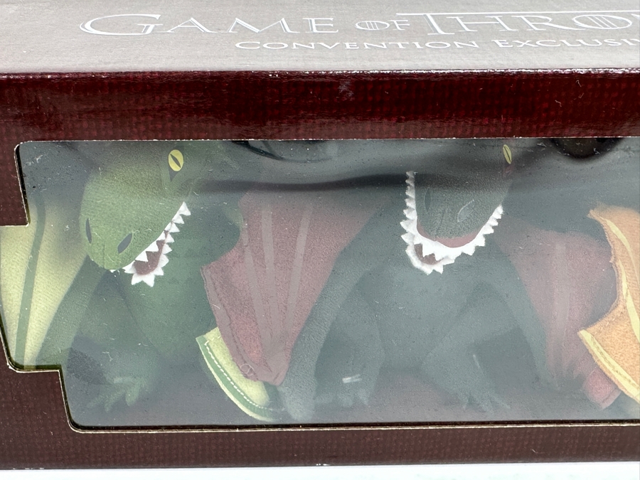 Just Added - Game Of Thrones Convention Exclusive Plush Dragon Box Set Limited Edition 319 11W X 3.5D X 4.5H [Photo 4]