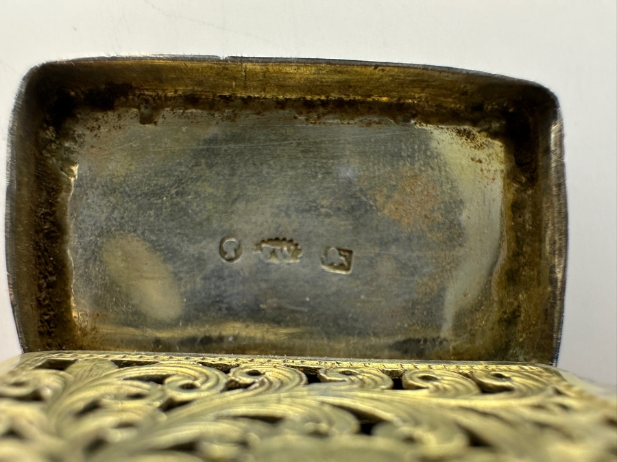 Just Added - Antique English Hallmarked Sterling Silver Vinaigrette Snuff Box 11.6g [Photo 7]