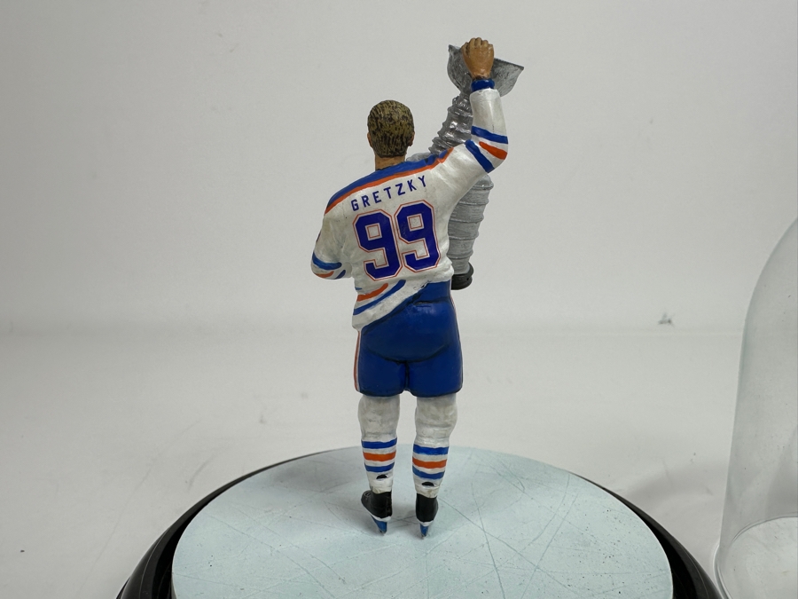 Vintage 2000 Upper Deck Wayne Gretzky Athletes Of The Century Figurine 4.5W X 5H [Photo 5]