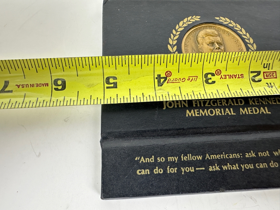 Vintage John Fitzgerald Kennedy Memorial Medal [Photo 4]