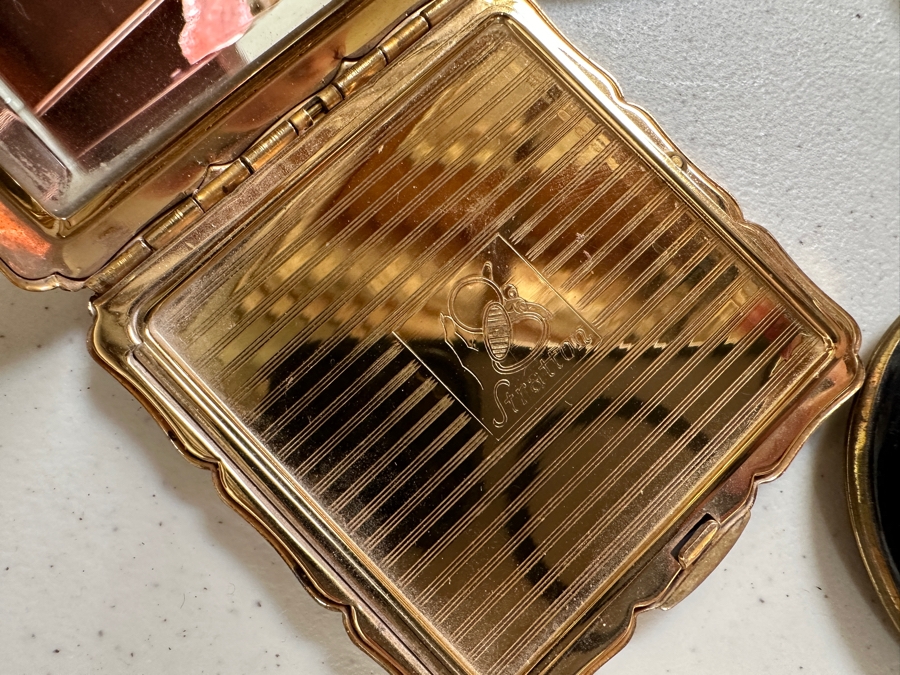 Collection Of Vintage Compacts - See Photos [Photo 30]