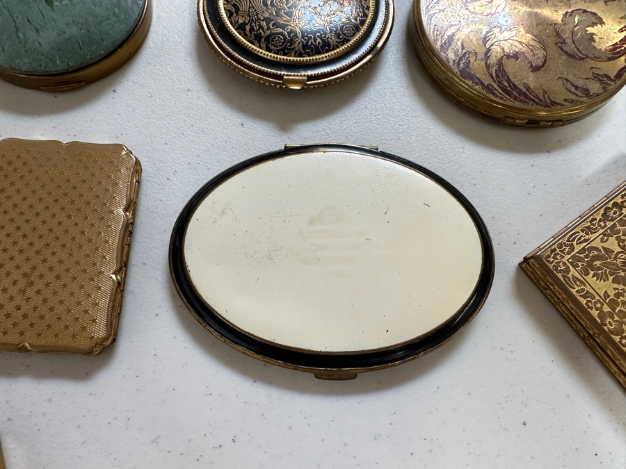 Collection Of Vintage Compacts - See Photos [Photo 29]