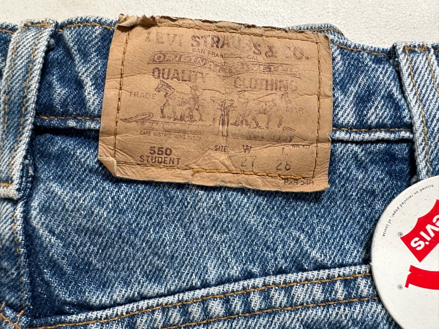 Collection Of Men's LEVI'S Jeans Of Various Sizes [Photo 3]