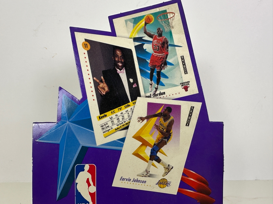 NBA Skybox Basketball Cards 91-92 Season - All Packs Have Been Opened - Cards Are In Mint Condition [Photo 2]