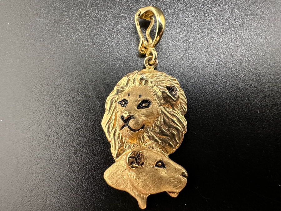 14K Gold Gayle Bright Signed Designer Male & Female Lion Pendant 1982 5.6g Gold Melt Value $282 [Photo 4]