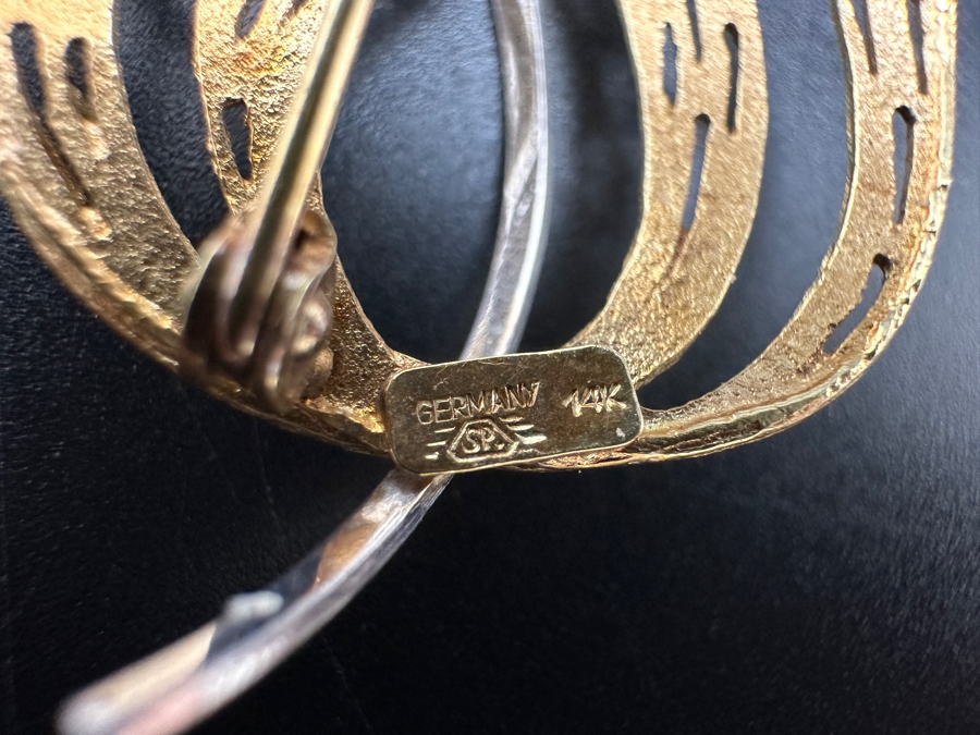 14K Gold Signed SP Germany Pendant 5.1g Gold Melt Value $257 [Photo 5]