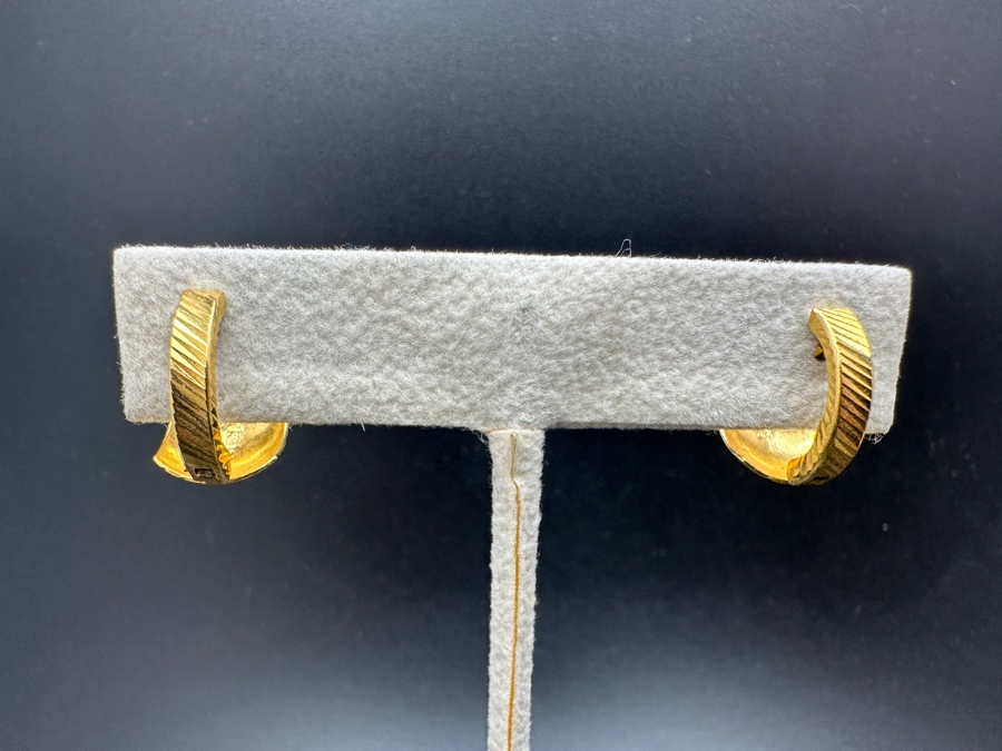 18K Gold Earrings 4.2g Gold Melt Value $272 [Photo 6]