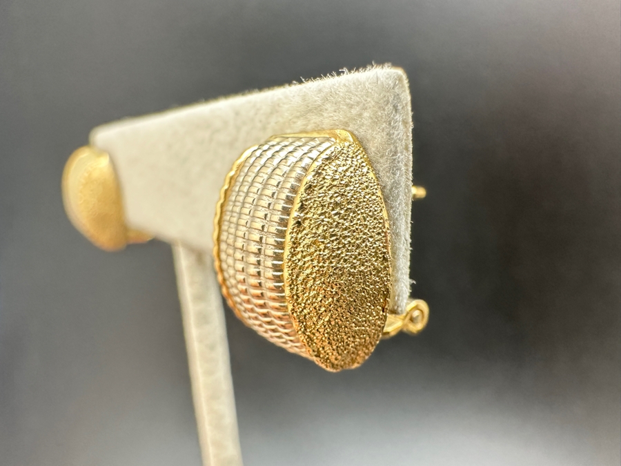 14K Gold Earrings 5.4g Gold Melt Value $272 [Photo 4]