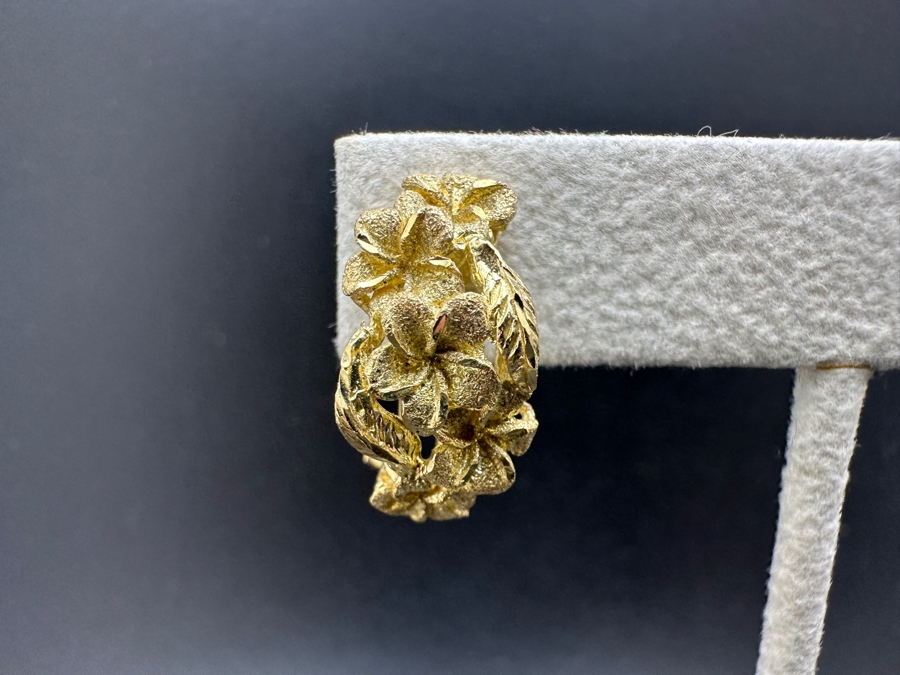 14K Gold Earrings 7.0g Gold Melt Value $352 [Photo 2]