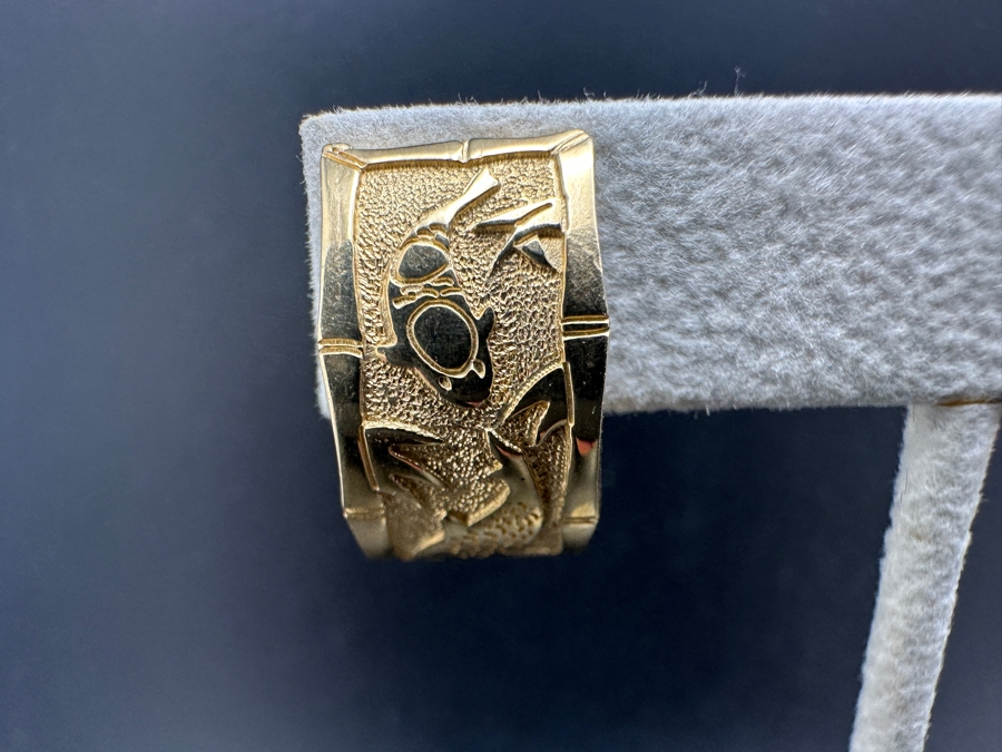 14K Gold Earrings Signed ORO With Bamboo Fish Motif 7.7g Gold Melt Value $388 [Photo 2]