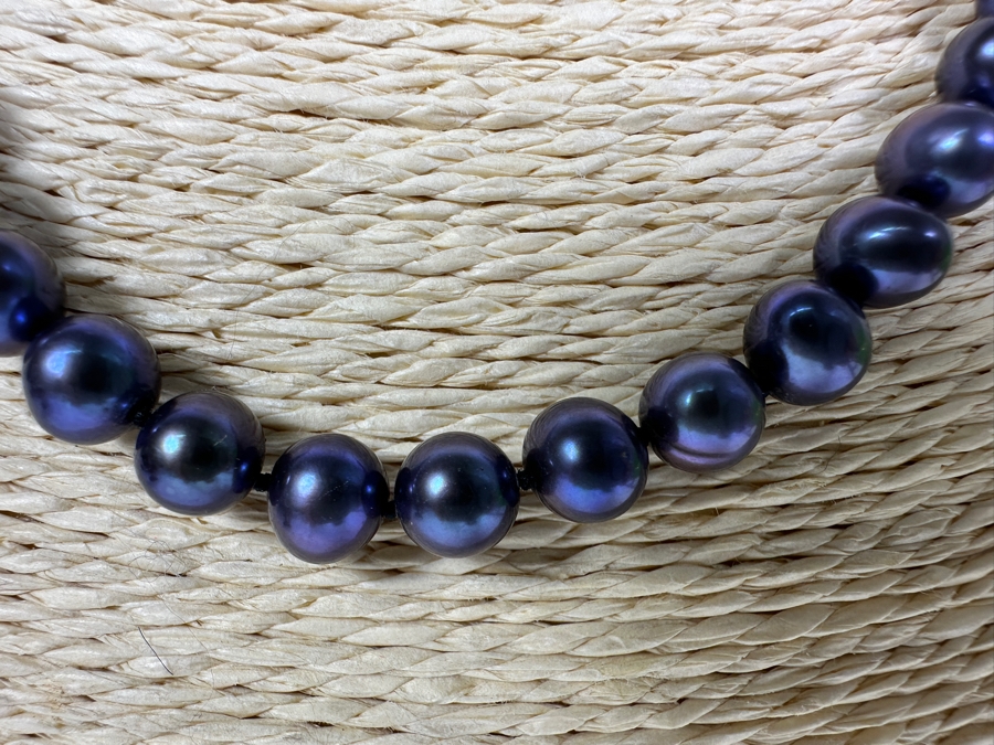 18' Tahitian Pearl Necklace With 14K Gold Clasp [Photo 2]