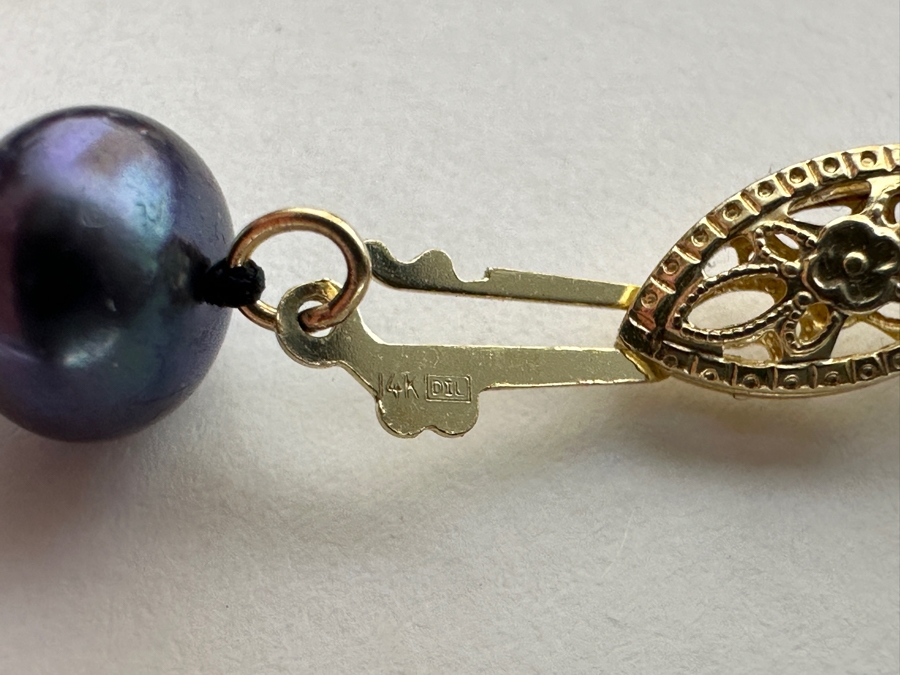 18' Tahitian Pearl Necklace With 14K Gold Clasp [Photo 4]