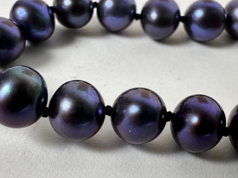 18' Tahitian Pearl Necklace With 14K Gold Clasp [Photo 6]