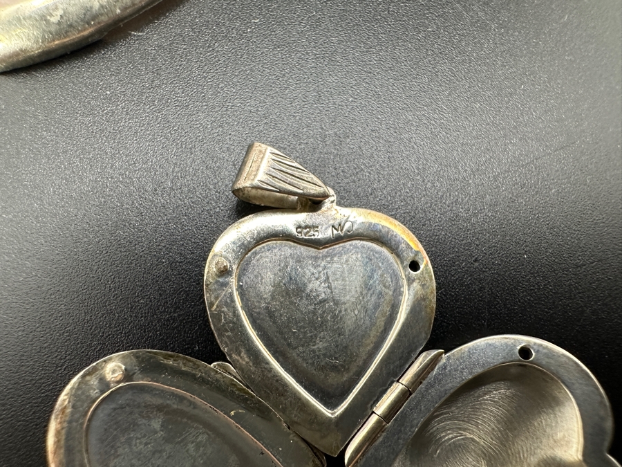 Six Sterling Silver Pendants 52.7g [Photo 11]