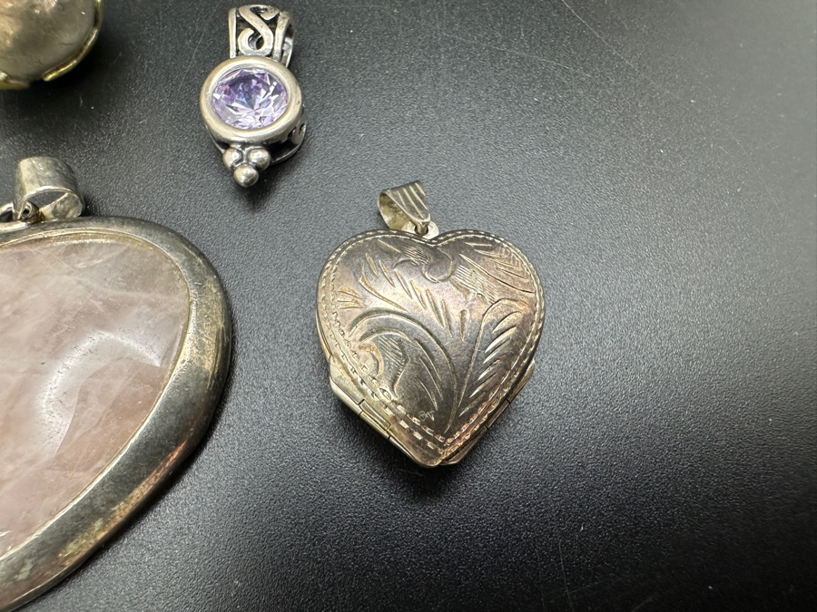 Six Sterling Silver Pendants 52.7g [Photo 8]