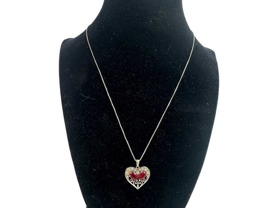 Sterling Silver Pendant With 18' Sterling Silver Chain Necklace 3.3g [Photo 2]