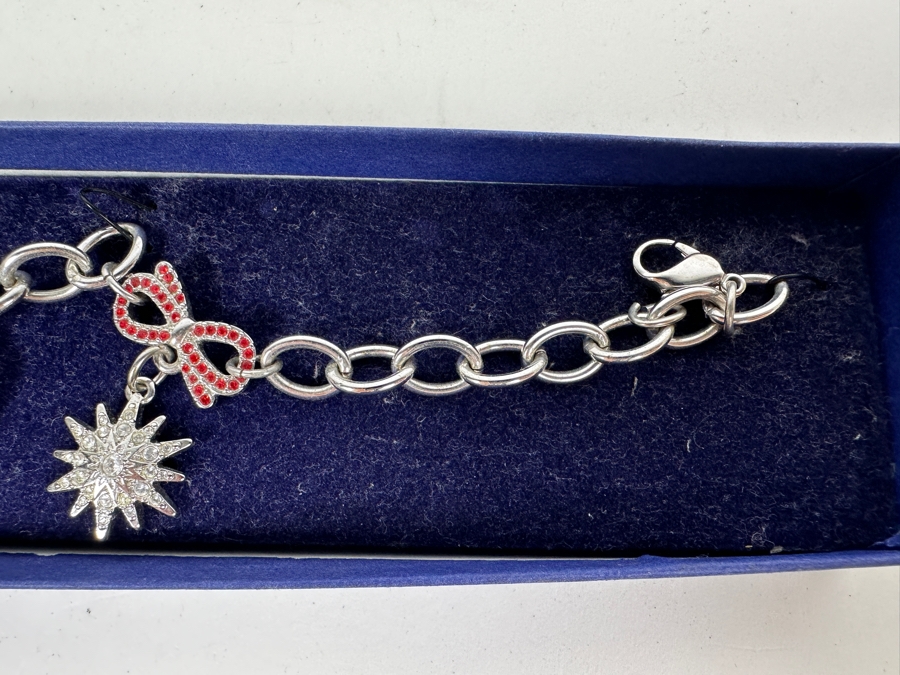 Christmas Themed Charm Bracelet Retails $150 [Photo 3]