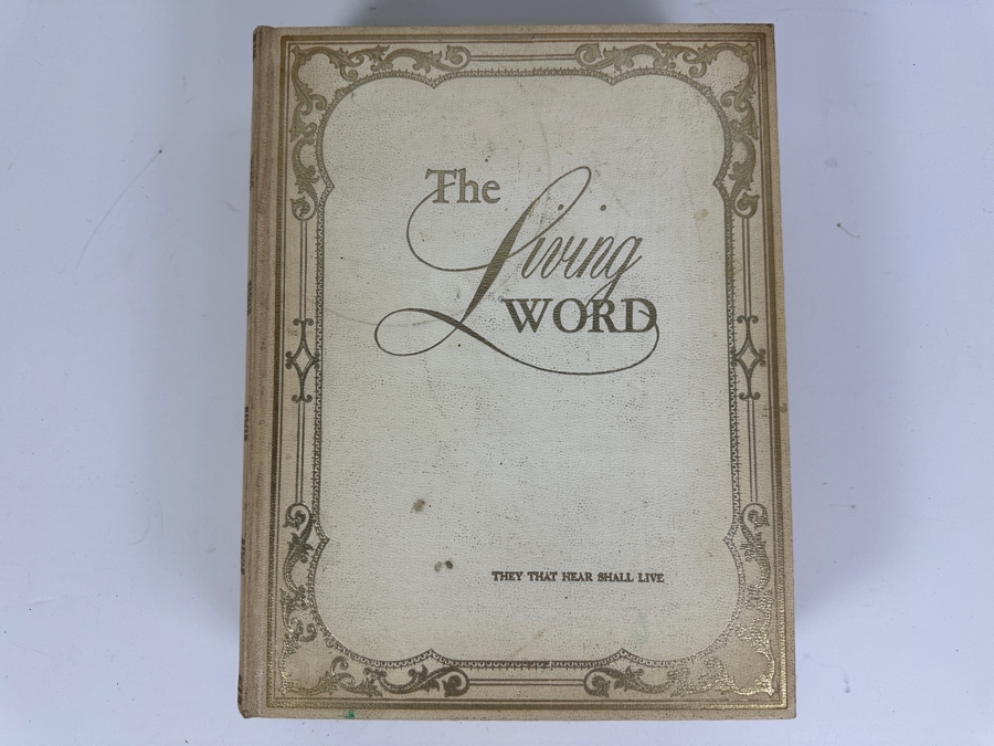 Vintage 1964 The Living Word Bible By Joseph W. Cain Illustrated [Photo 2]