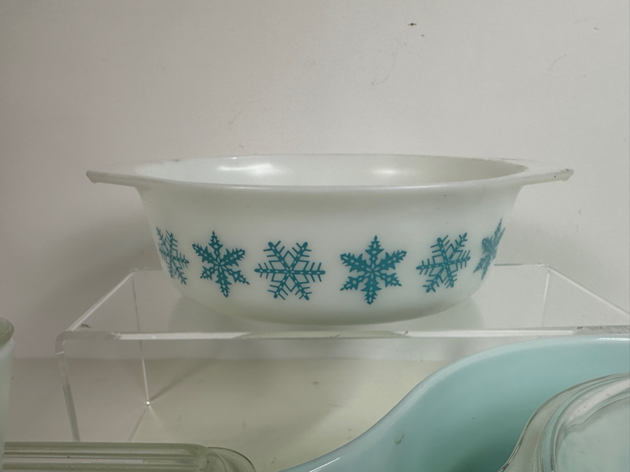 Vintage Pyrex Bowls Lot [Photo 5]