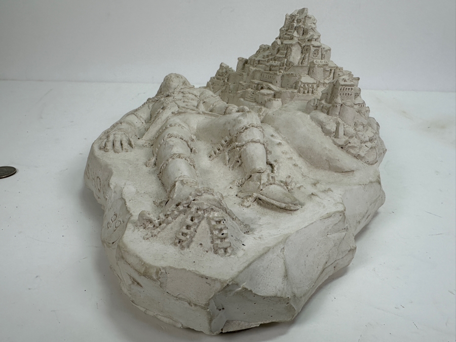 Original Gerry Kirk Model Sculpture Of Gulliver's Castle Titled 'Gulliver In Sand Sherkston Shores 1989' Signed 13W X 9D X 5H [Photo 12]