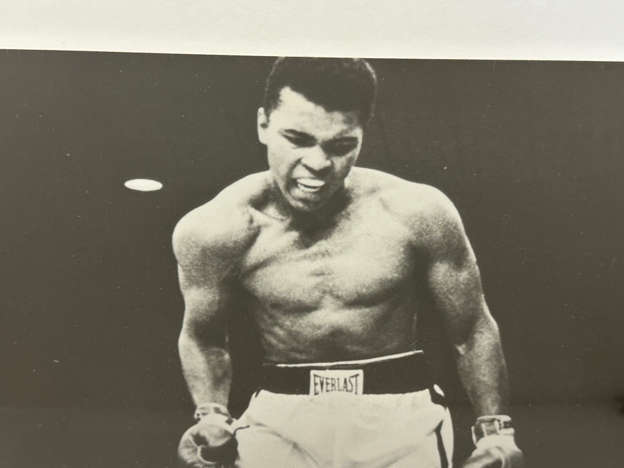 Autographed Muhammad Ali With Sonny Liston B&W Photograph With Certificate Of Authenticity By OnlineAuthentics.com 20' X 16' Framed 25.5 X 21.5 [Photo 3]