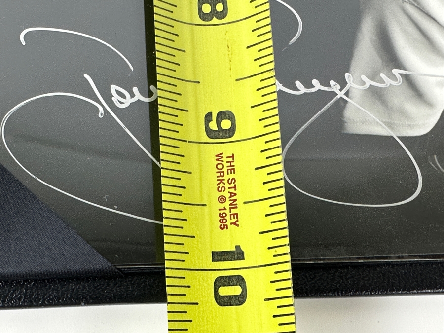 Autographed Upper Deck Authenticated Collector's Choice Tony Gwynn B&W Photograph 8 X 10 [Photo 9]