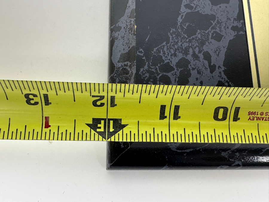 Cal Ripken, Jr. Autographed Color Photo 2,131 Consecutive Games September 6, 1995 Limited Edition Plaque 171 Of 950 With Certificate Of Authenticity From Ken Goldin 12 X 15 [Photo 8]