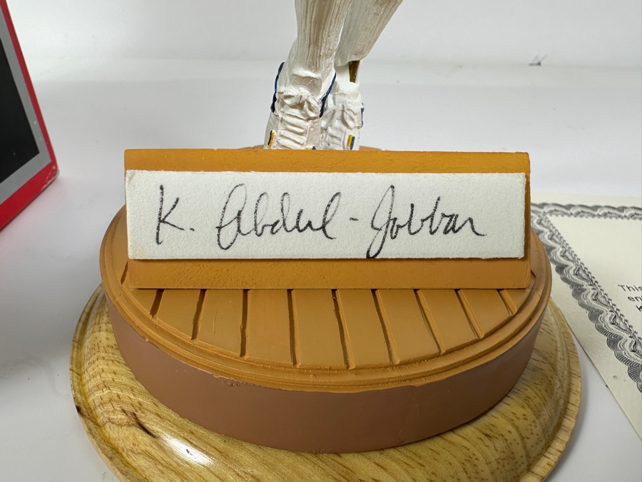 Kareem Abdul-Jabbar Autographed Special Issue Figurine LA Lakers By Gartlan 1989 Limited Edition Of 1,989 'The Captain' Personally Autographed By Kareem Note Damage To One Of The Legs With C.O.A. And Box 11H [Photo 3]
